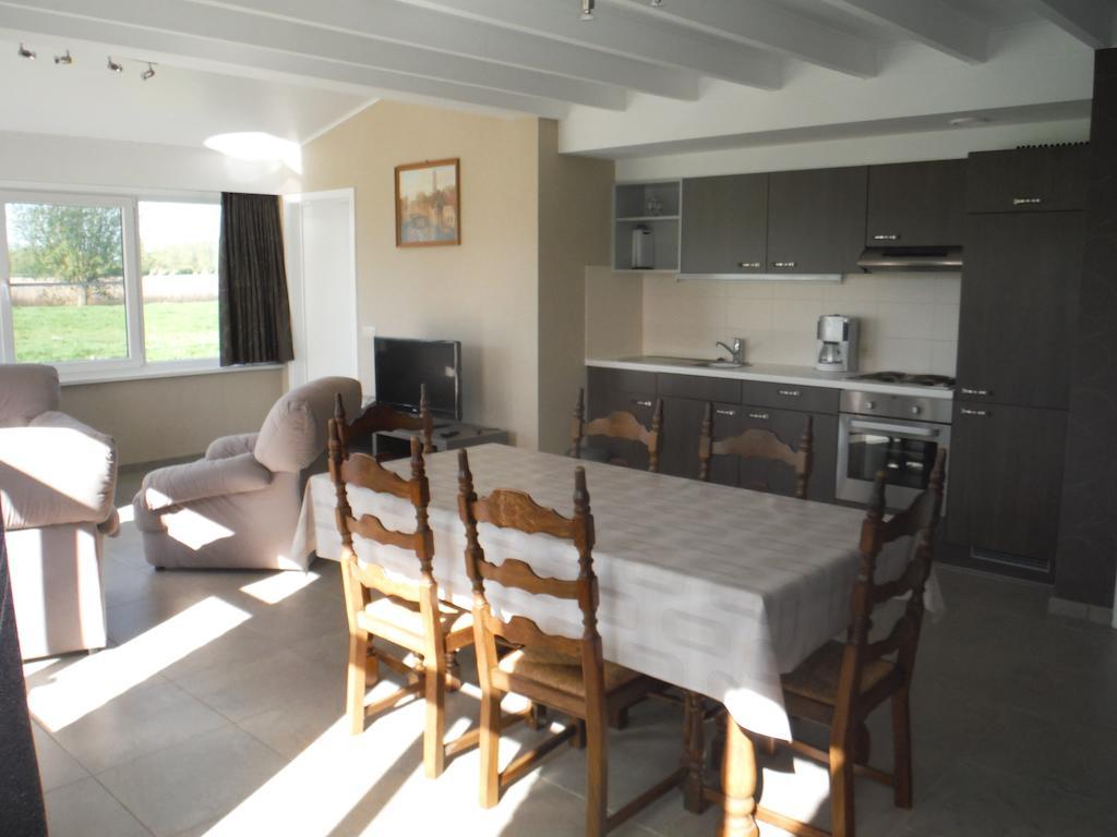 Hof Ter Langeleye Planke Villa Damme Room photo